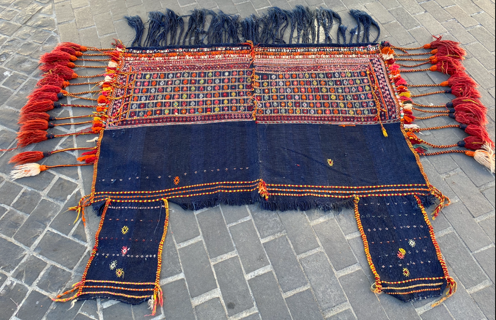 52322 Antique Ghashghaie Nomadic Horse Cover 4'6" x 4'10"