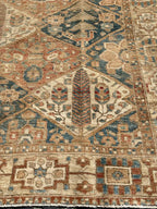 13/2370 Baktiari 6'3" x 9'7"