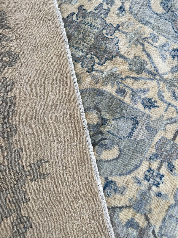 C/42/l Shah Abbas Oversize 11'10" x 16'2"