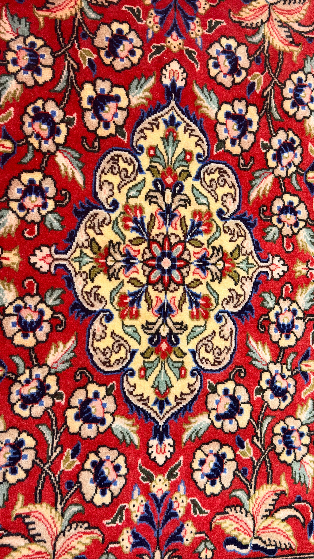 10497 2'6"x3'8" Persian Saruk