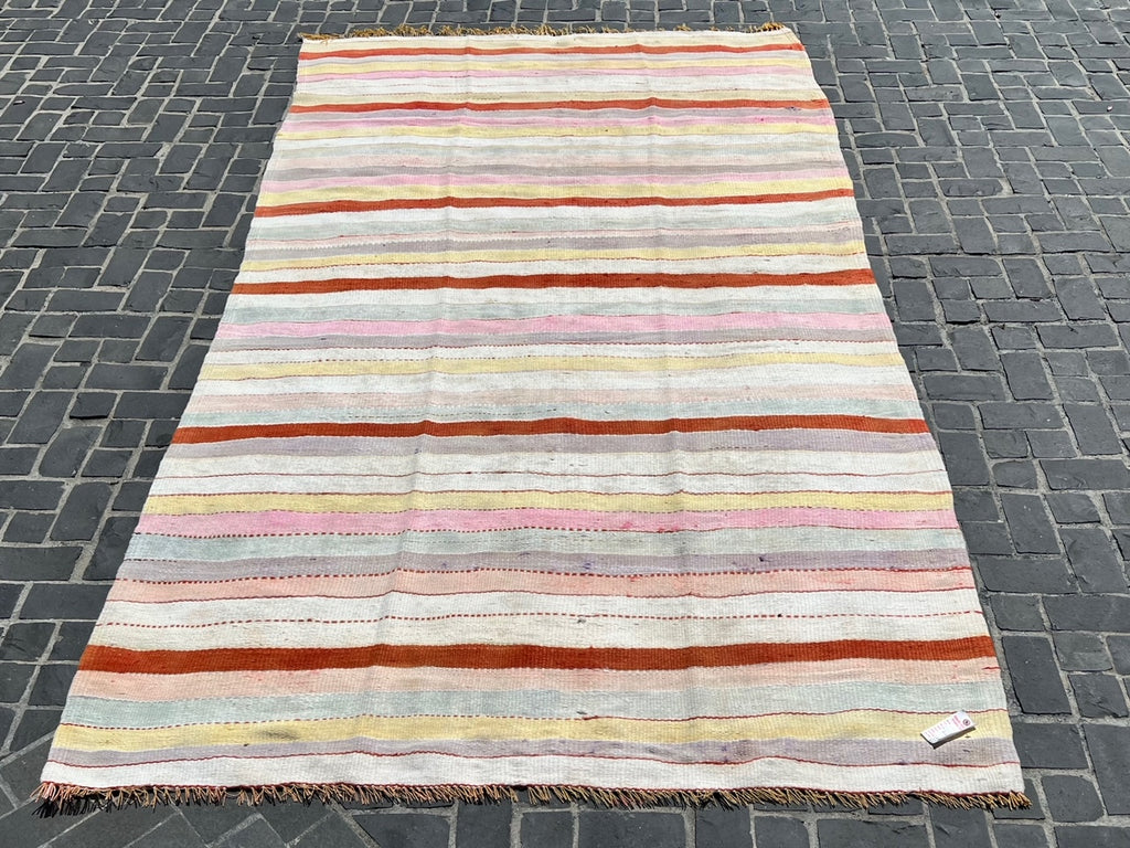 4/8/6 Kilim Rug