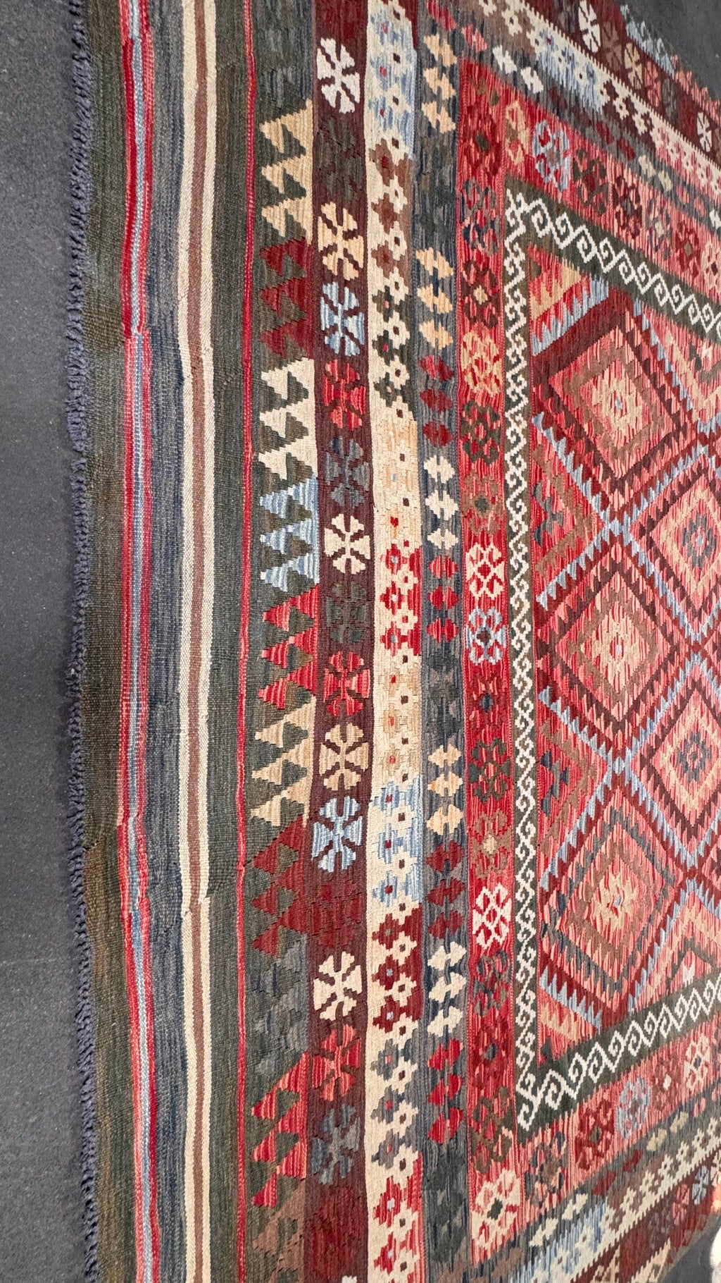58676 Oversized Kilim 9'8"x16'7"
