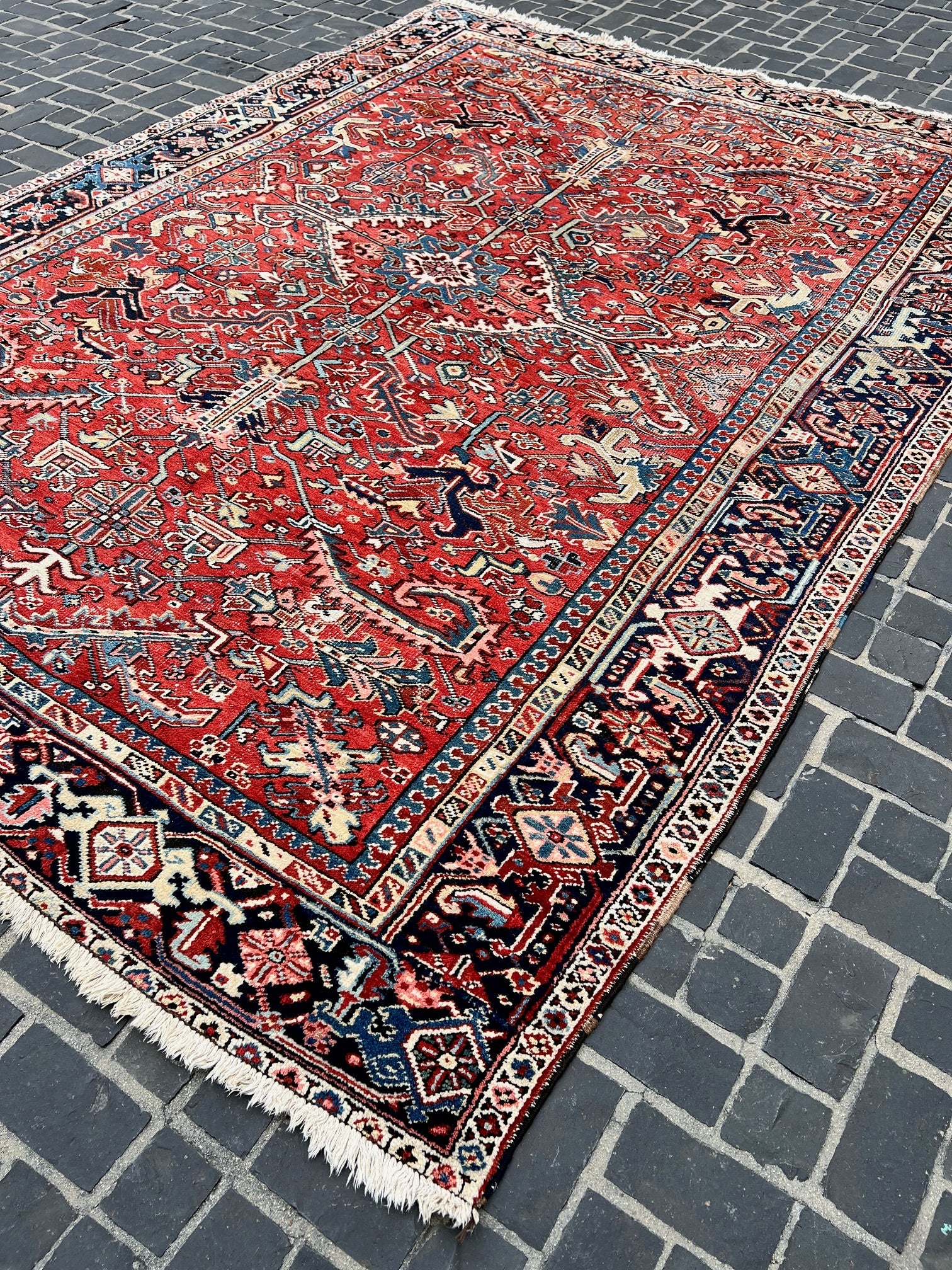 1023 Old Heriz Rug