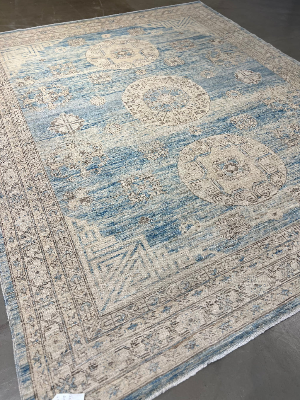 1025 8'x10' Khotan