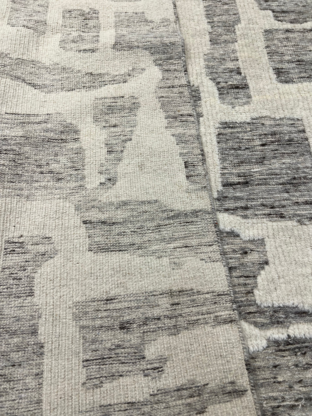 1021 8'1"x10' Samad Nordic Dagmar Sample sale
