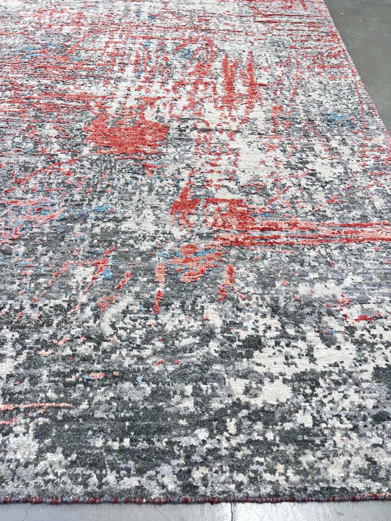 1018 8'5"x9'10" Hand knotted liquidation