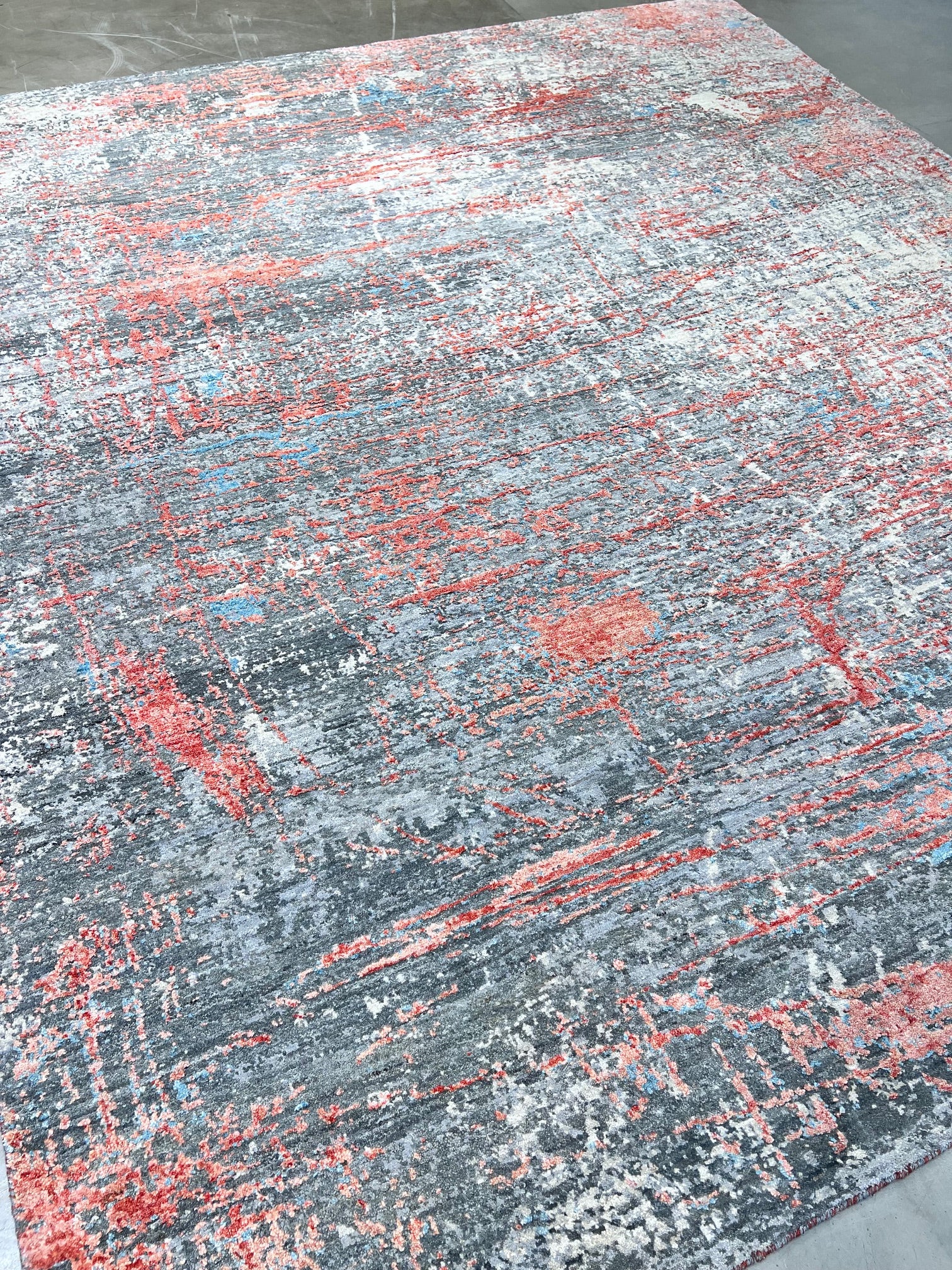 1018 8'5"x9'10" Hand knotted liquidation