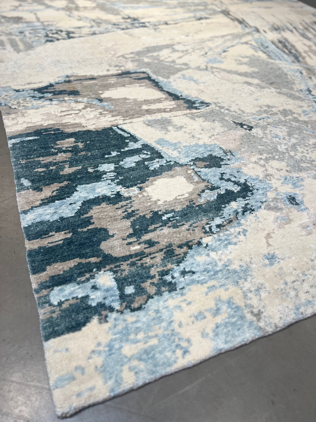 1013 8'x10' Kalaty Orion ON1163 Azure/Greys