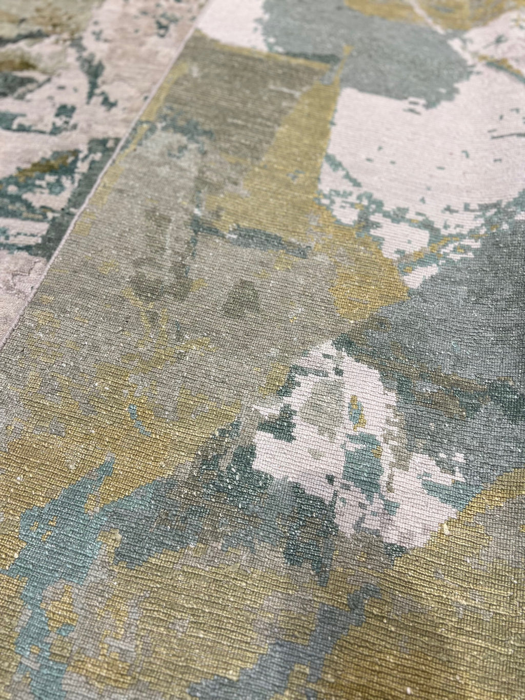 1011 8'x10' Kalaty ON1167 Green Tones/Ivory Abstract