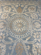 62460 8'x10'4" fine hand knotted wool pile rug