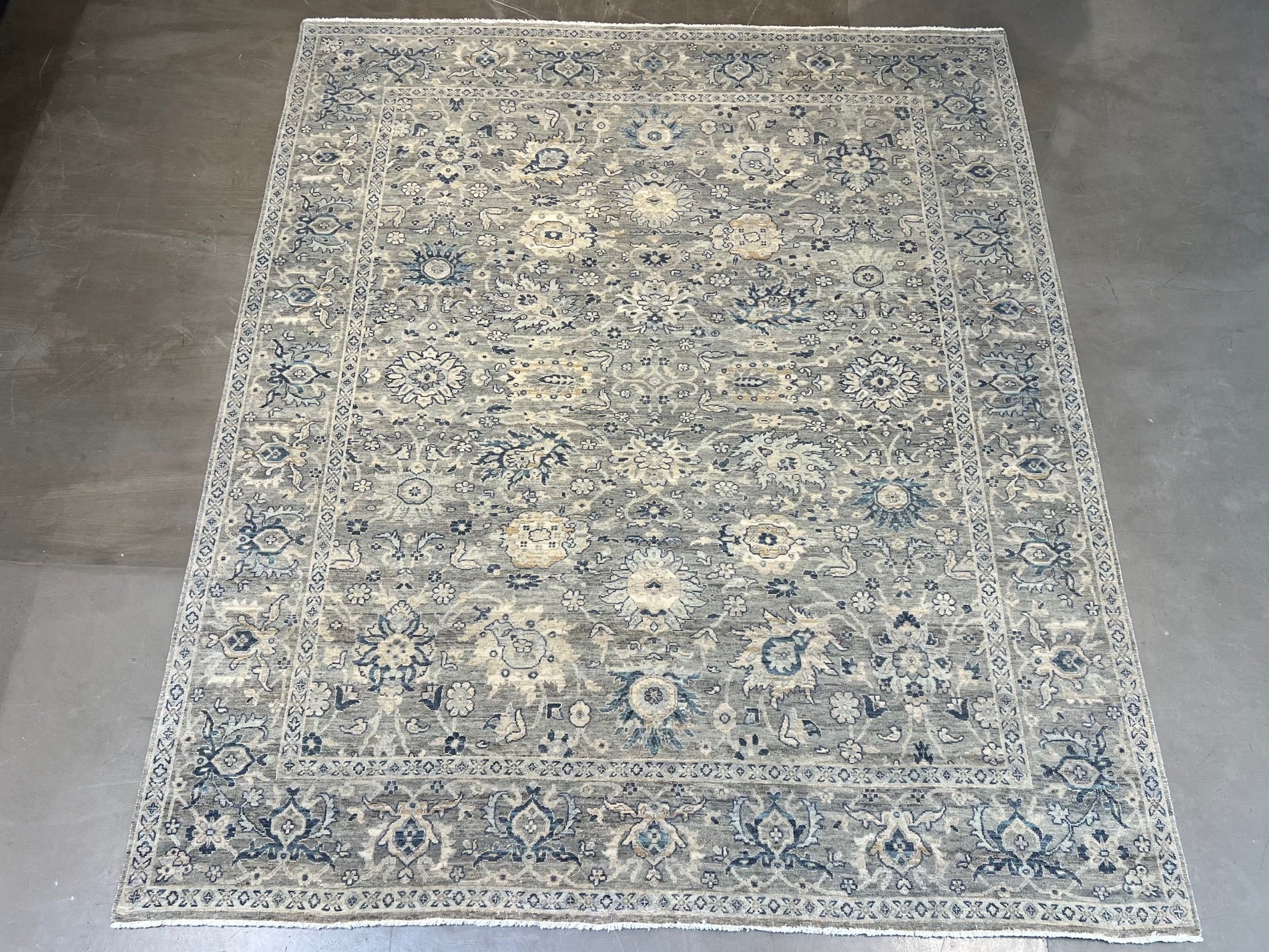 1007 8'x10' Kalaty rug LR-814 Antique Grey