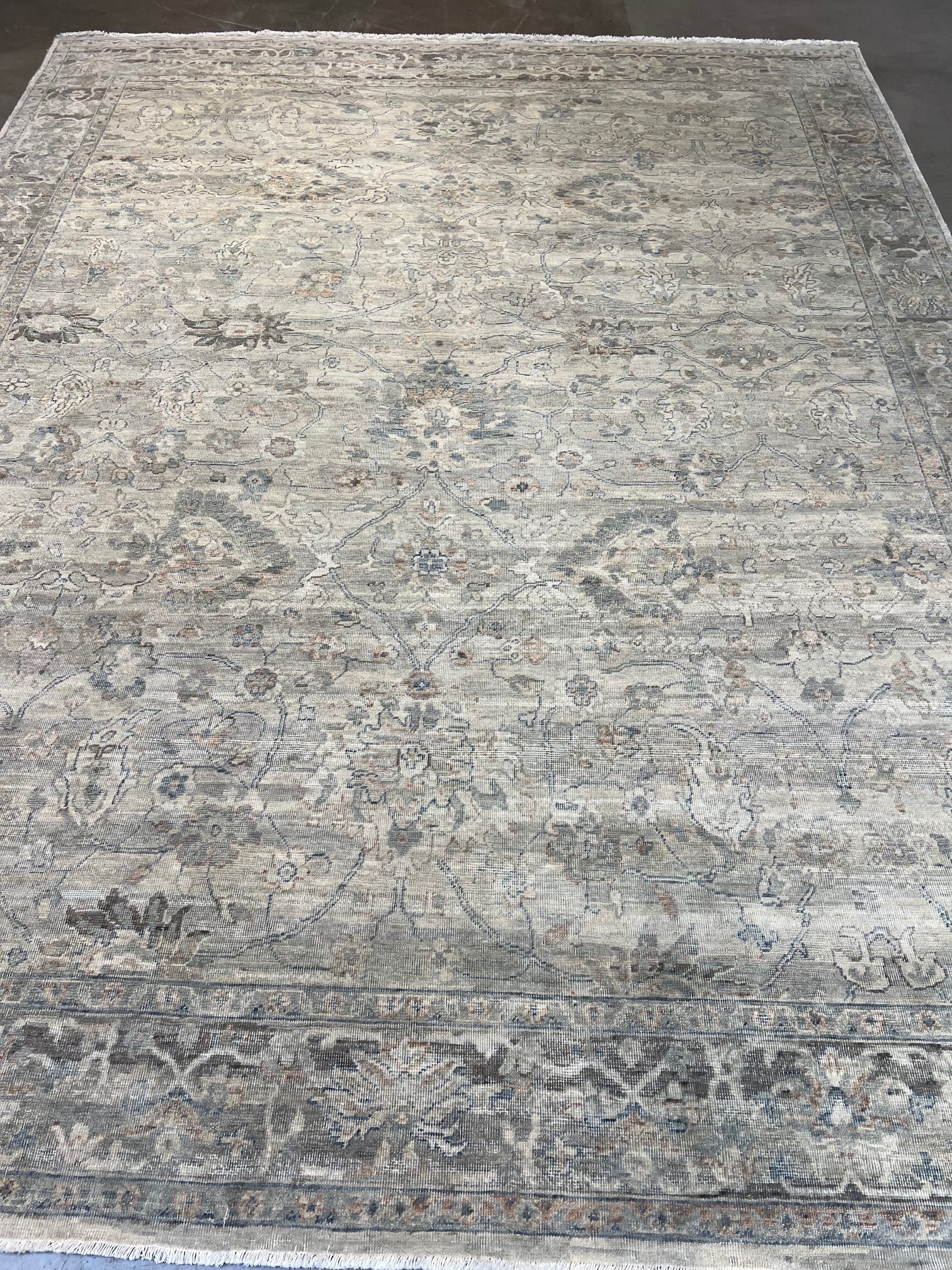 1027B  8'x10' Kalaty Lyra LR-815 Earth Tones