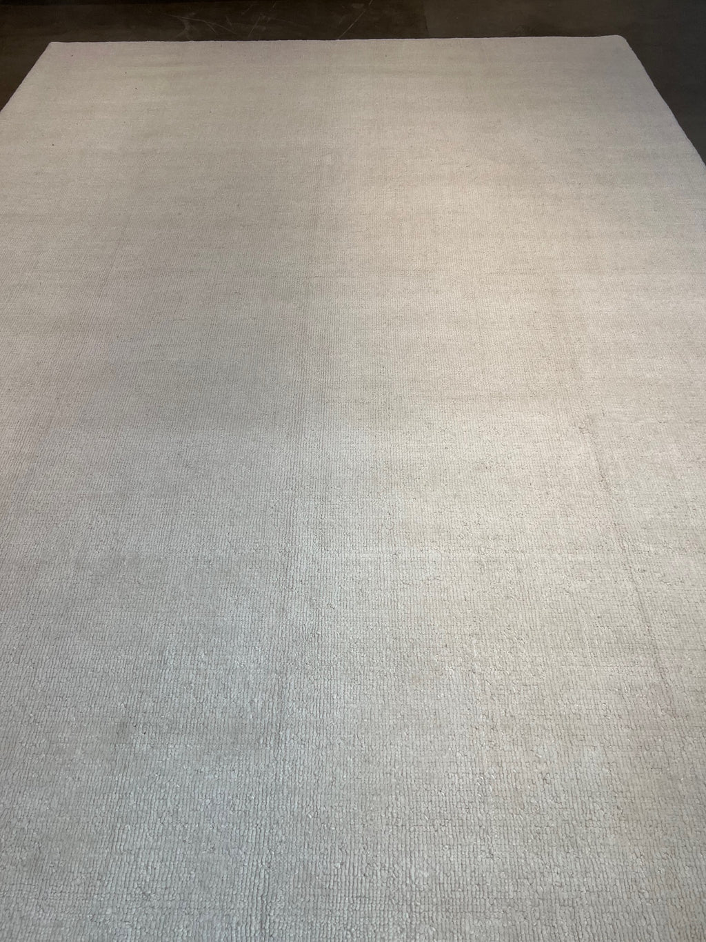 1027 Hand knotted wool rug solid White 9'x12'