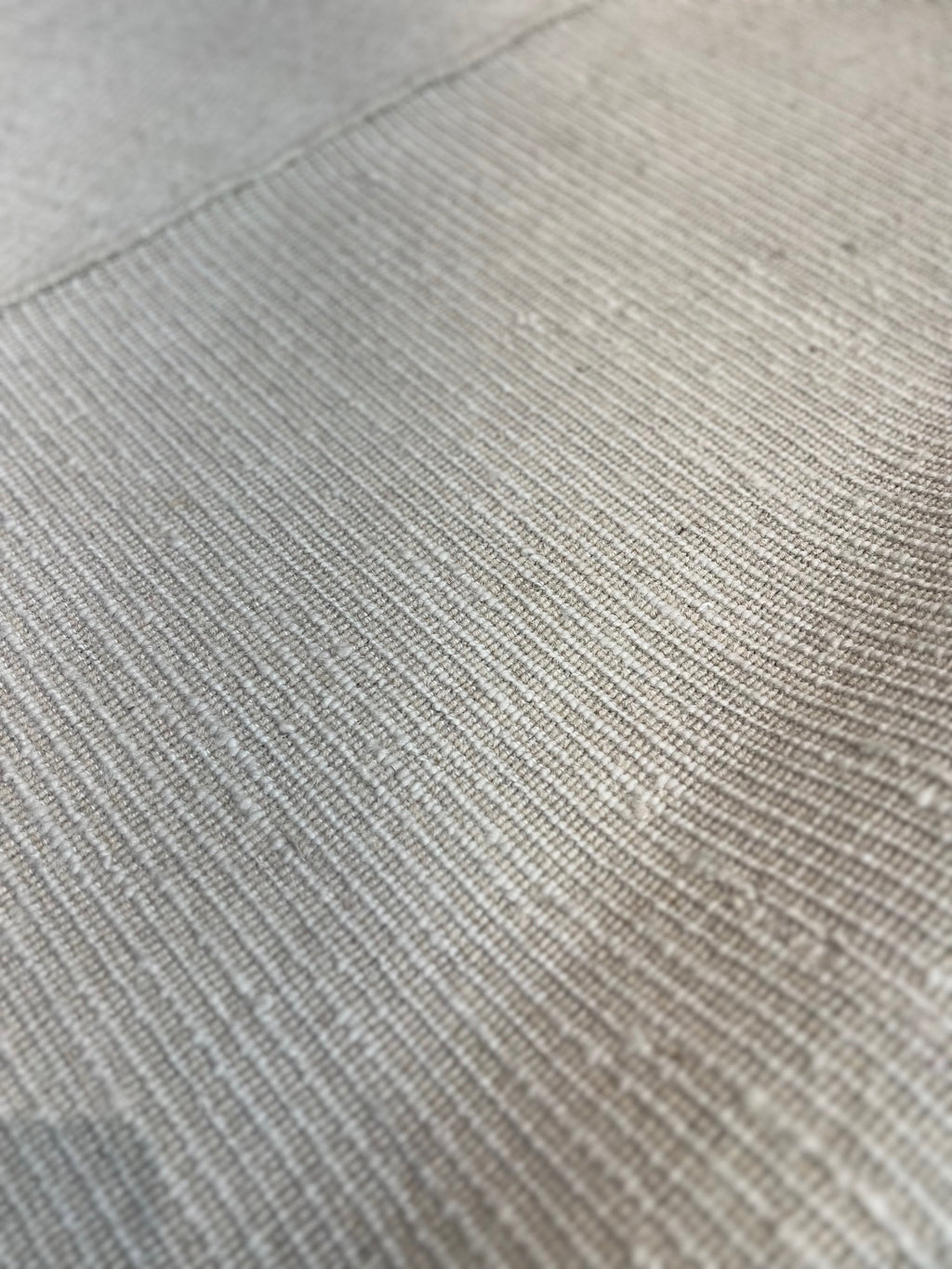 1027 Hand knotted wool rug solid White 9'x12'