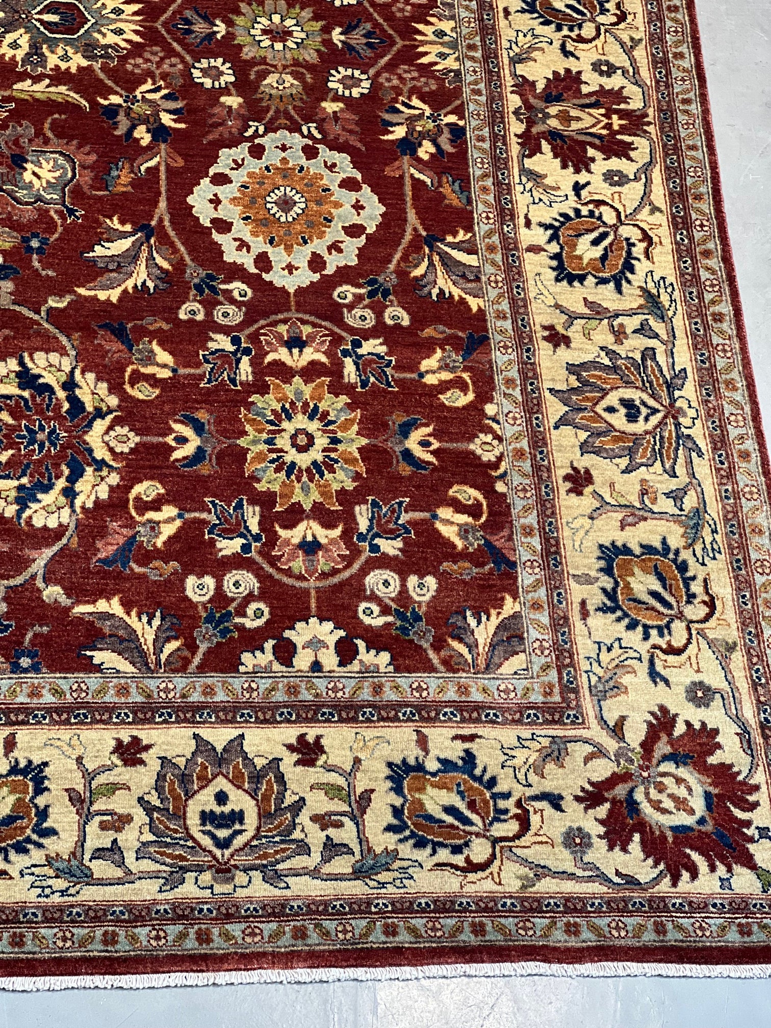 62843 8'10"x11'9" India