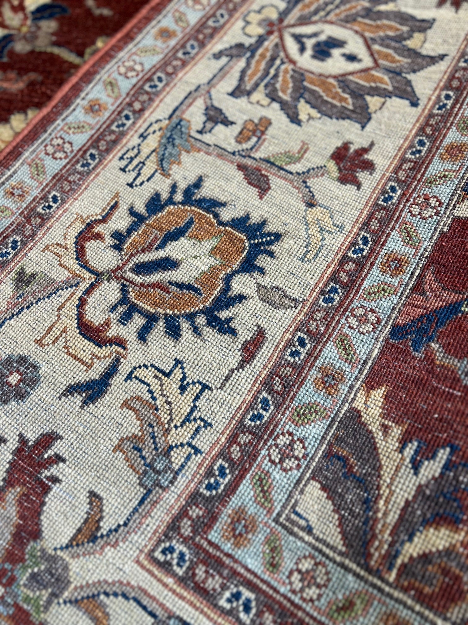 62843 8'10"x11'9" India