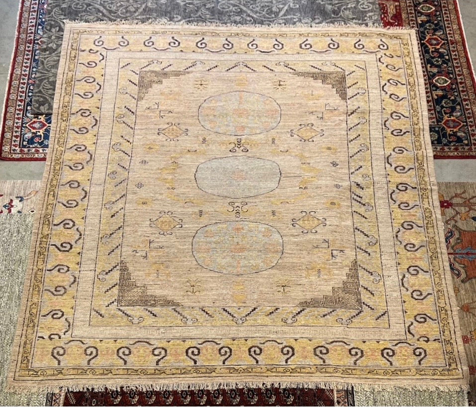 P099220. 9'2"x11'10" Khotan