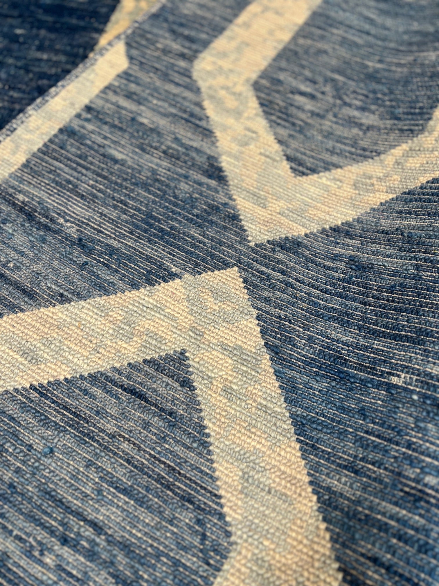 63423 9'x12'5" India