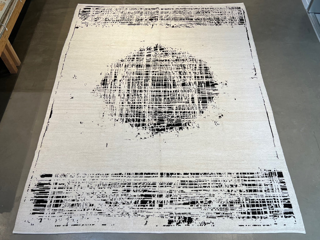 #1277  9'10"x13'11" Contemporary design