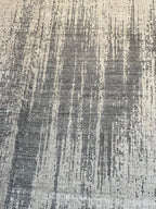 P6510004 Oversize India 11'11"x17'11"