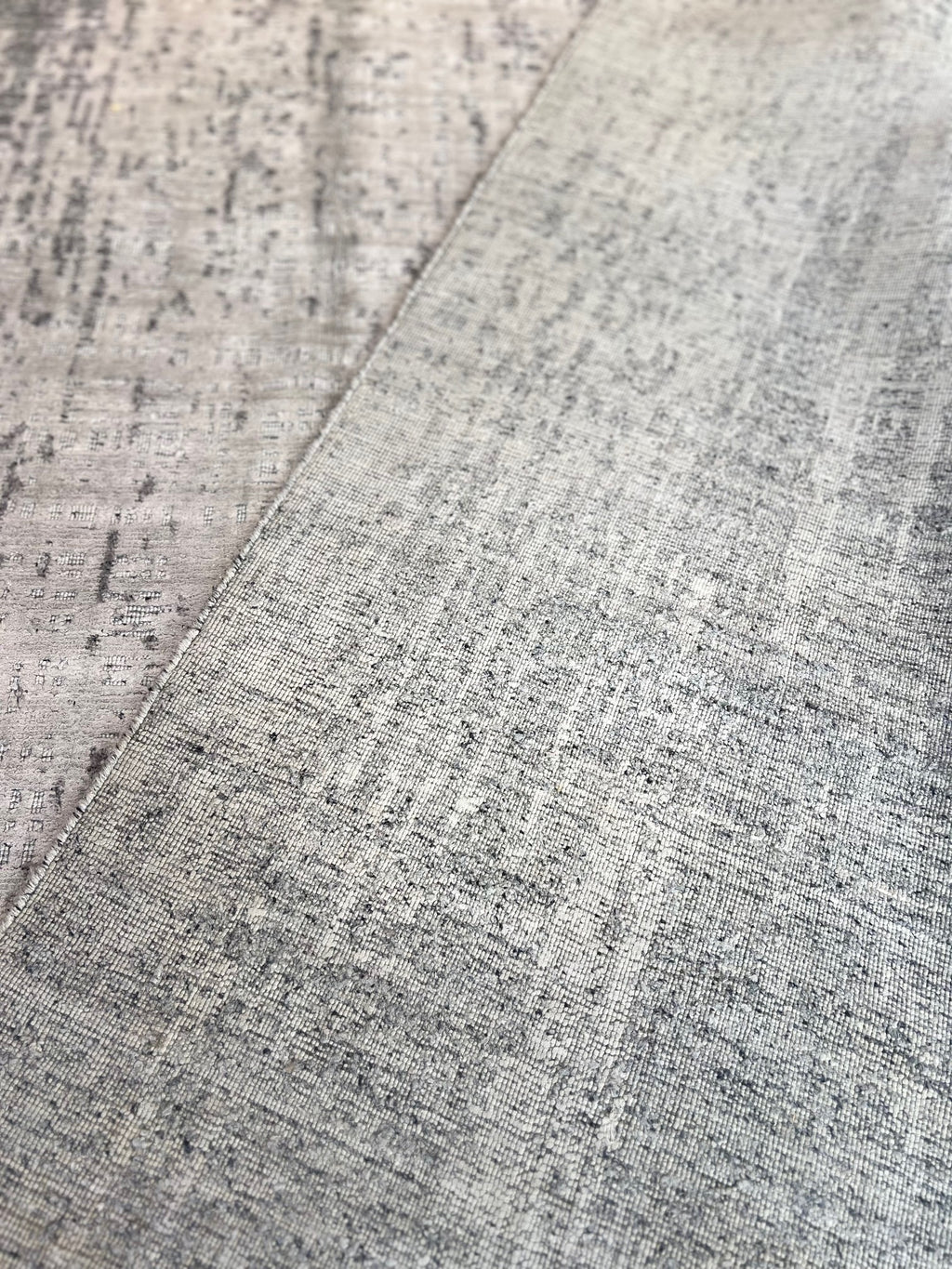 P6510004 Oversize India 11'11"x17'11"