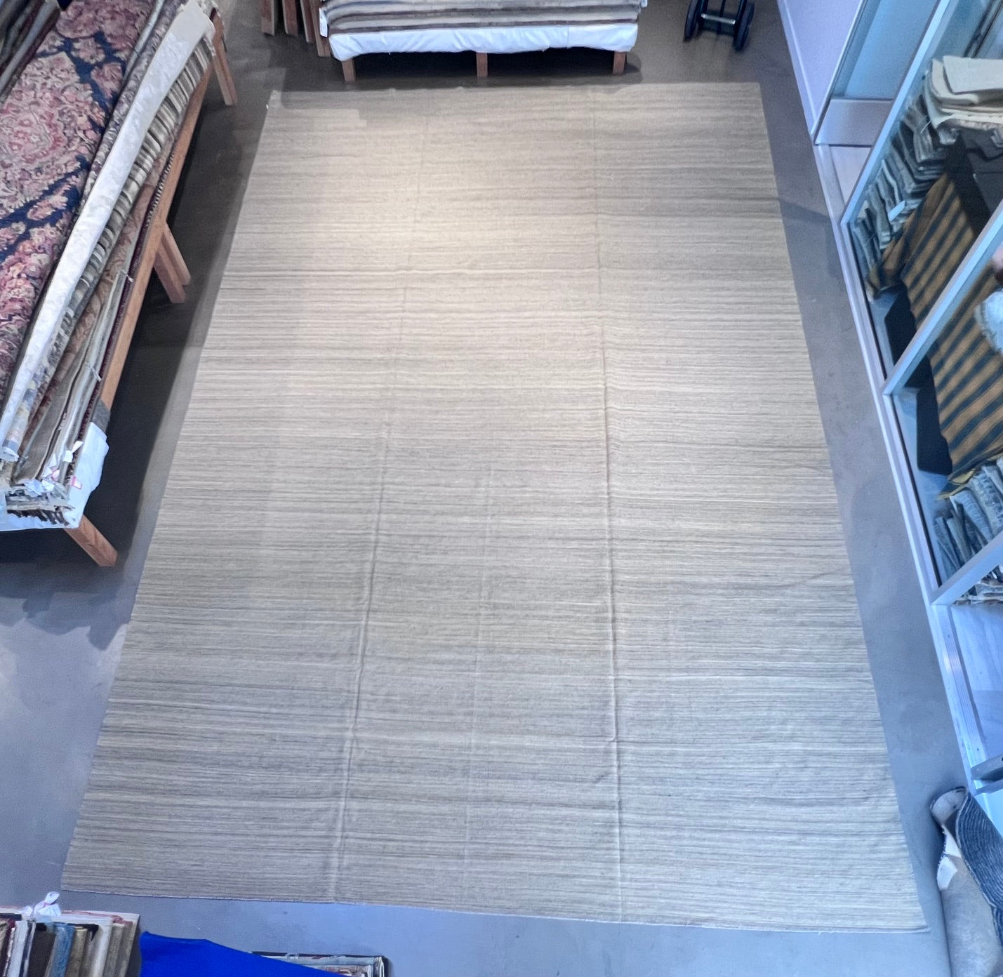 57069 Oversize Kilim  13.03x19.04