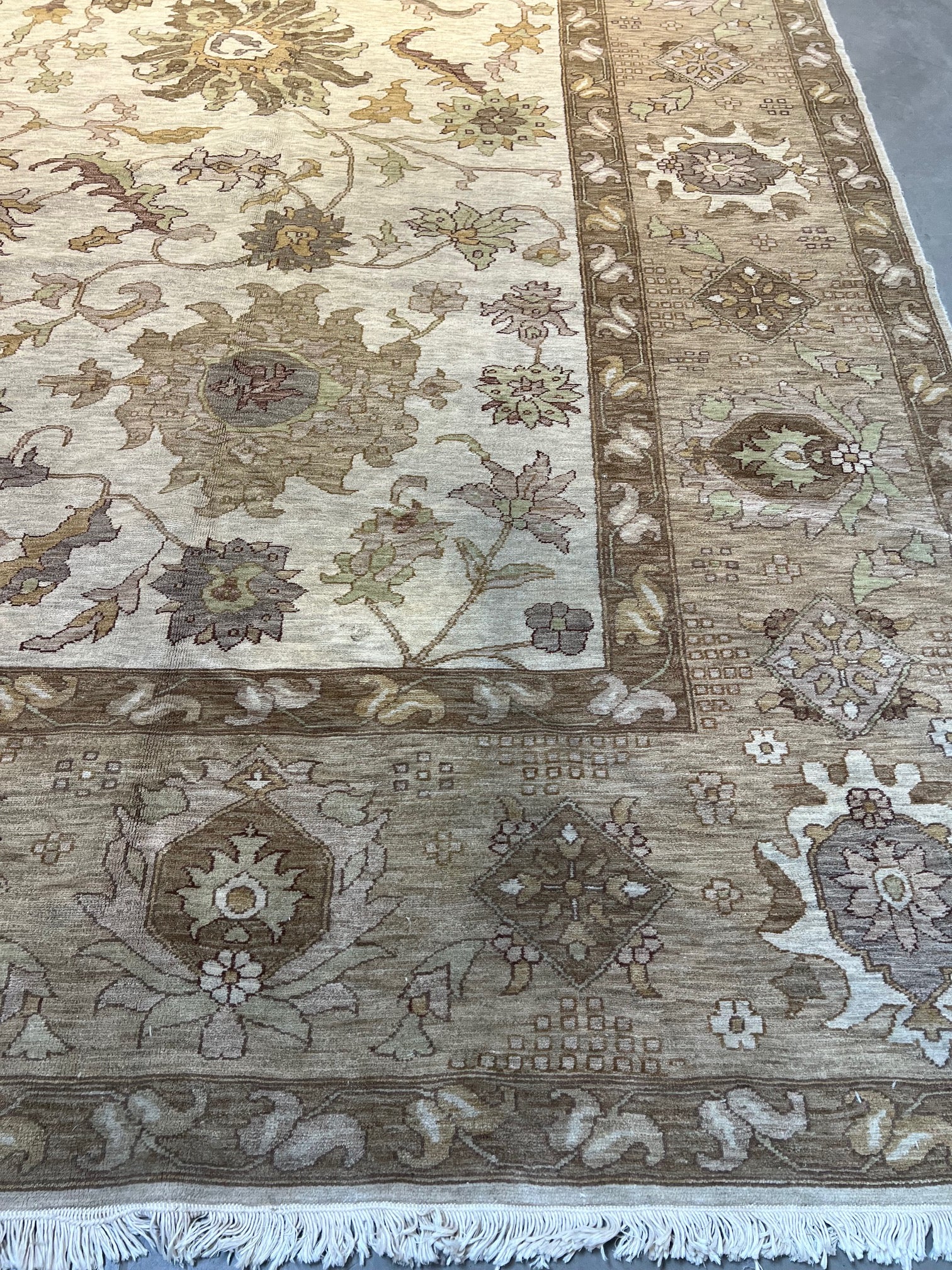 59073 Oversize Hand knotted Mahal design  12'2"x19'