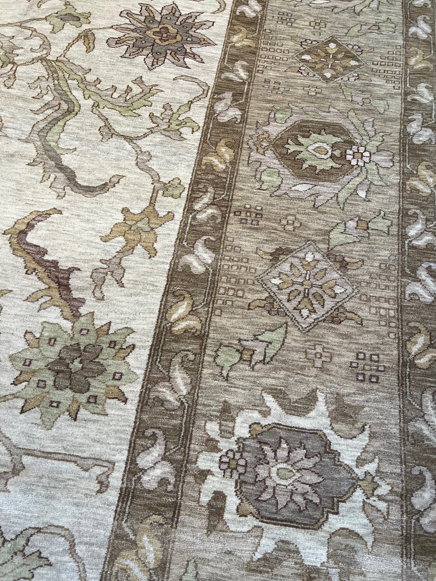 59073 Oversize Hand knotted Mahal design  12'2"x19'