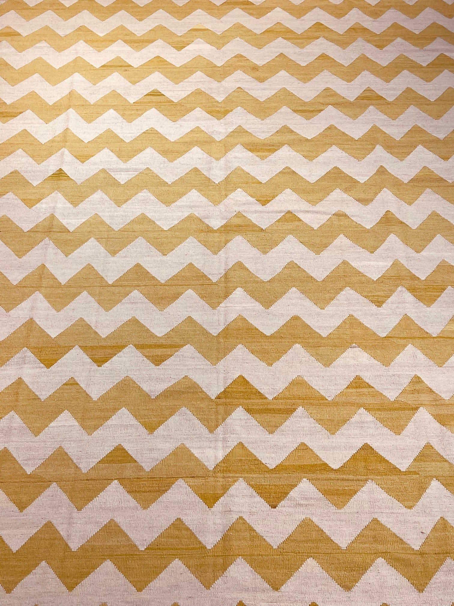 57046 10'2"x12'4" Kilim