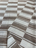 33943 9'8"x12'10" Kilim