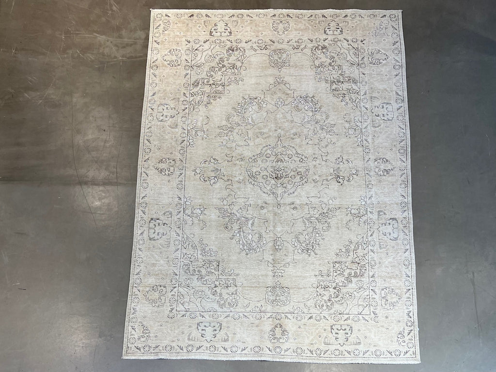 P927/102/14638 6'8"x9'5" Vintage Tabriz