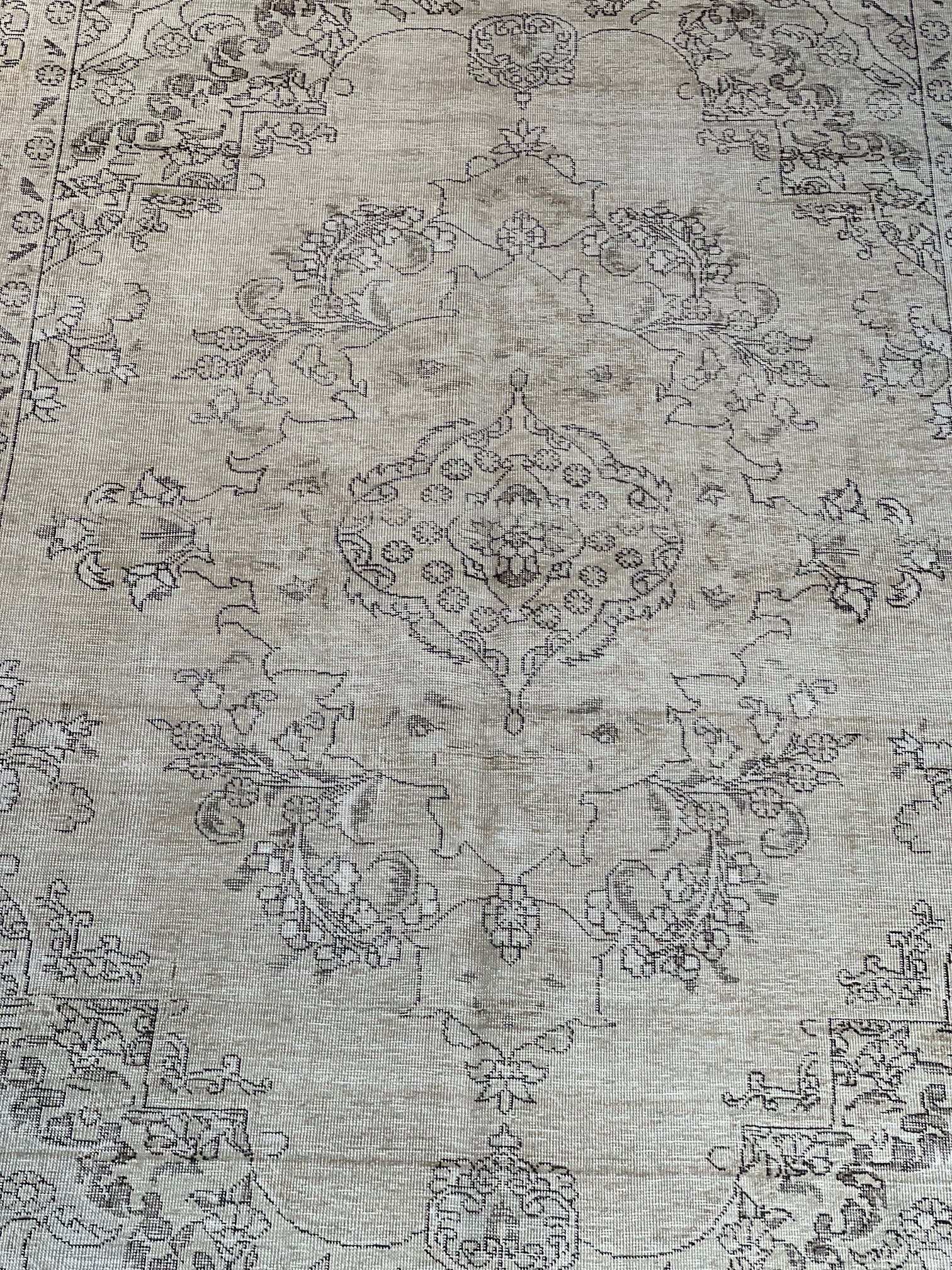 P927/102/14638 6'8"x9'5" Vintage Tabriz