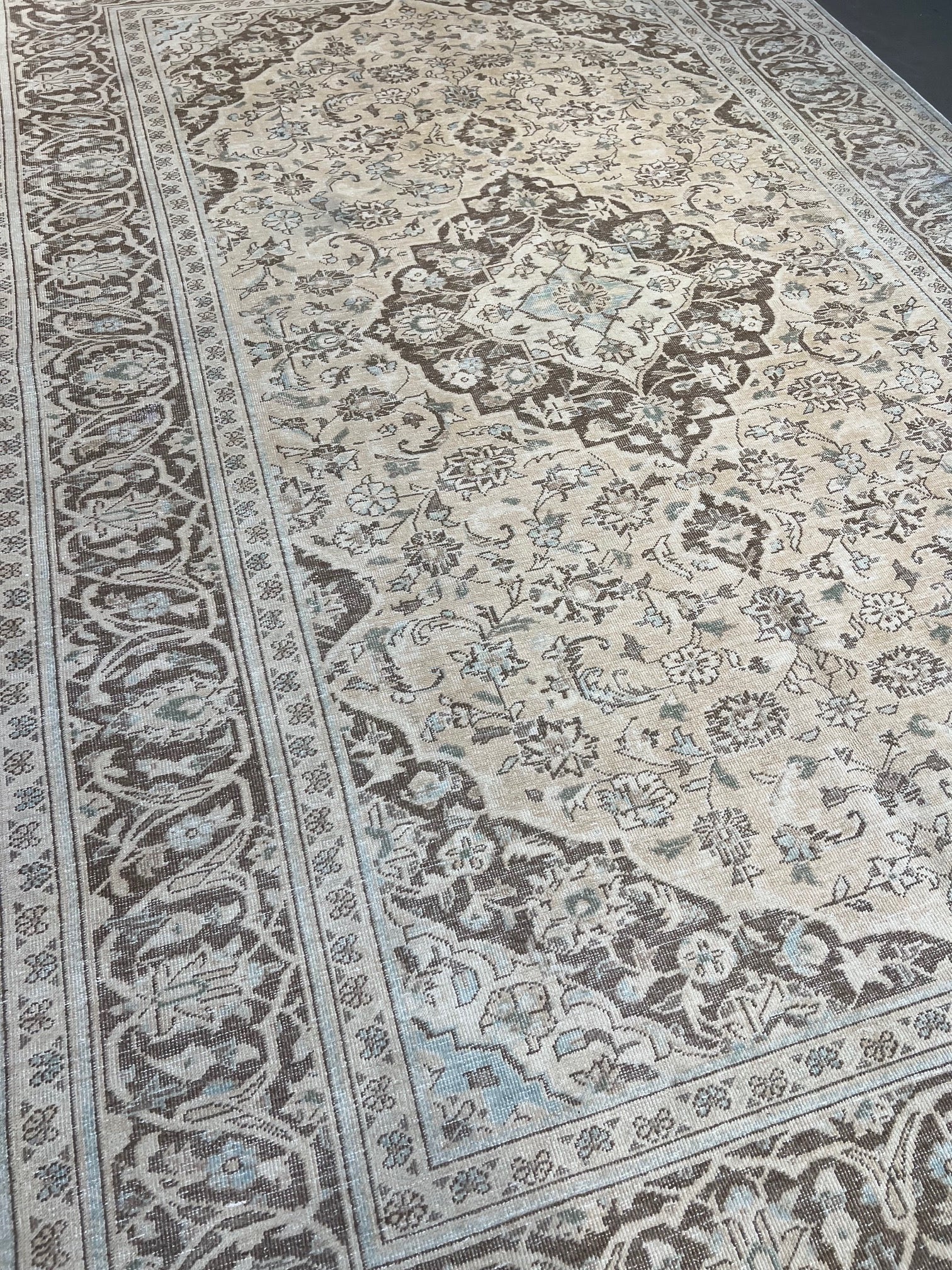 P927/97/C501 6'2"x9'3" Vintage Iran