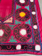 53091 5'4"x6'10" Rare Uzbekistan Suzani