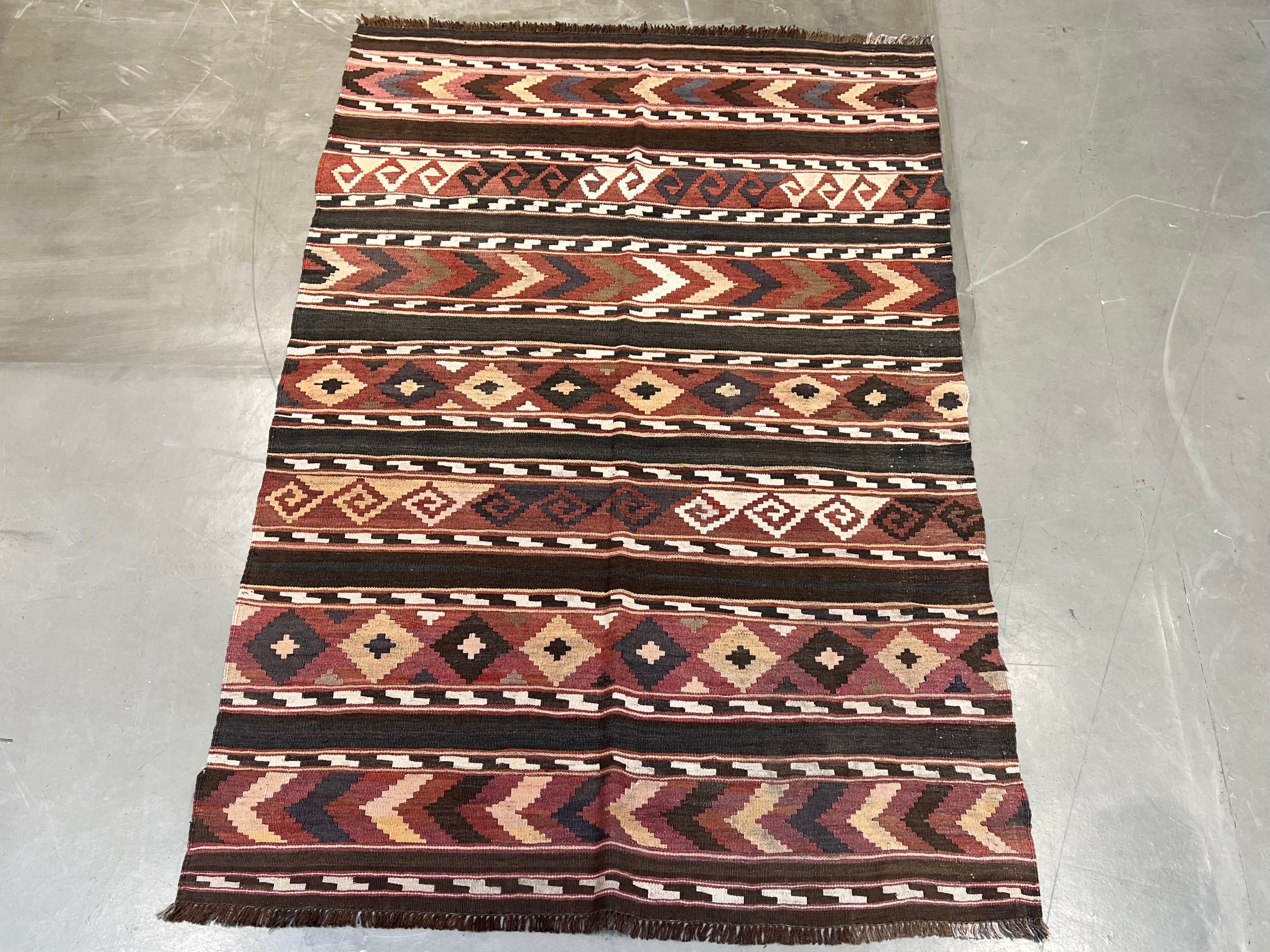 P5216 4'3"x7'5" Flatwoven Afgan Kilim