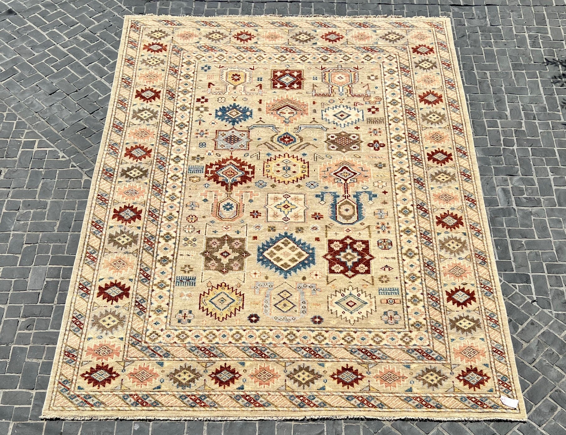 66473  Mahal design rug 10'x14'