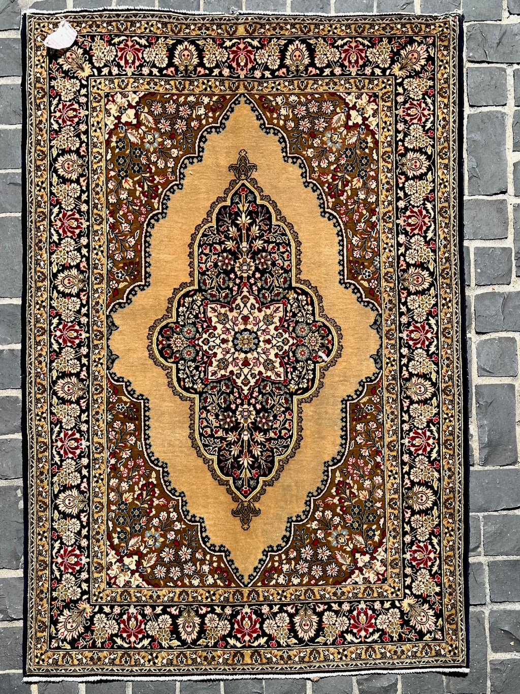 62768 Floral Iran Rug
