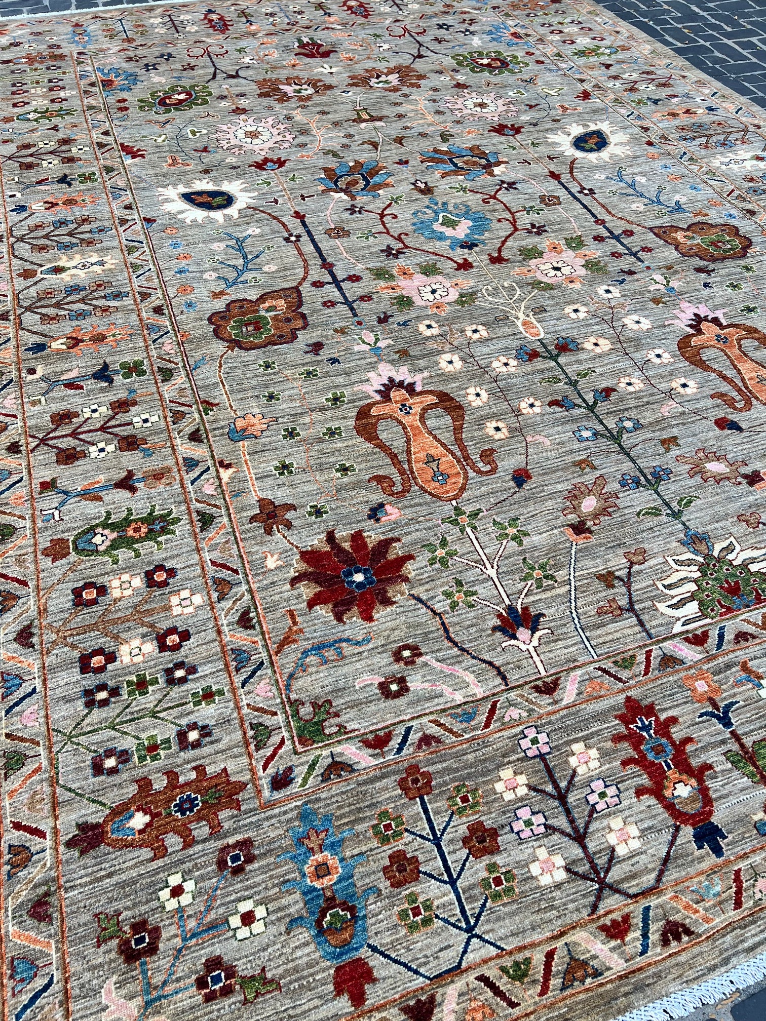 C56-256 Paki Rug