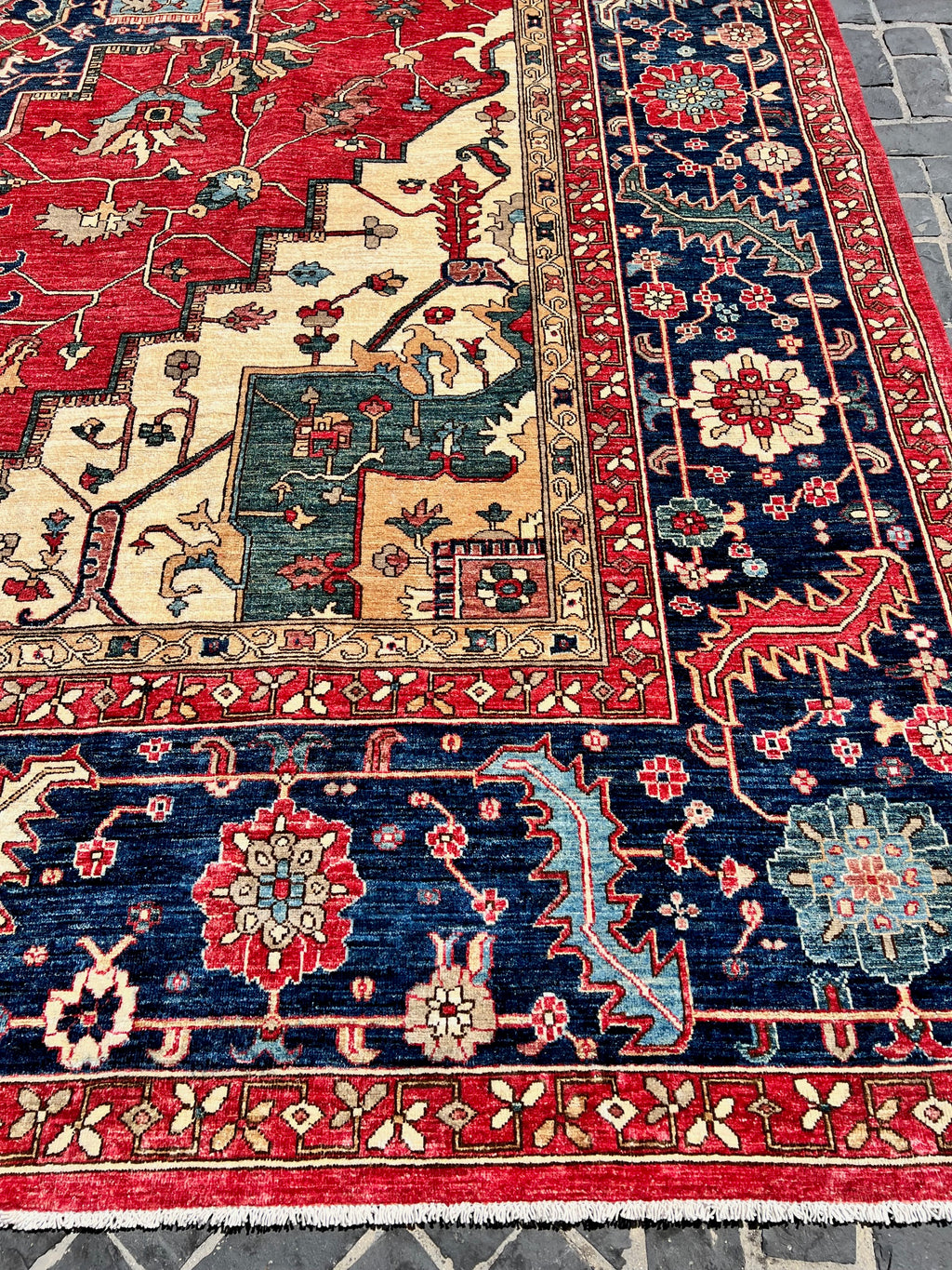 C105-415 Paki Rug