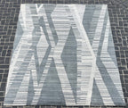 64179 India hand knotted Rug