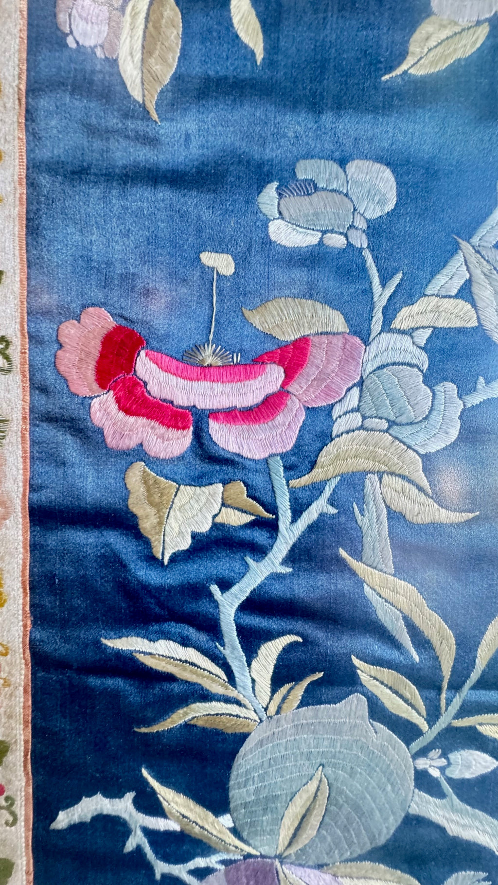 Antique framed Chinese silk panel (Qing Dynasty) 10"x22"