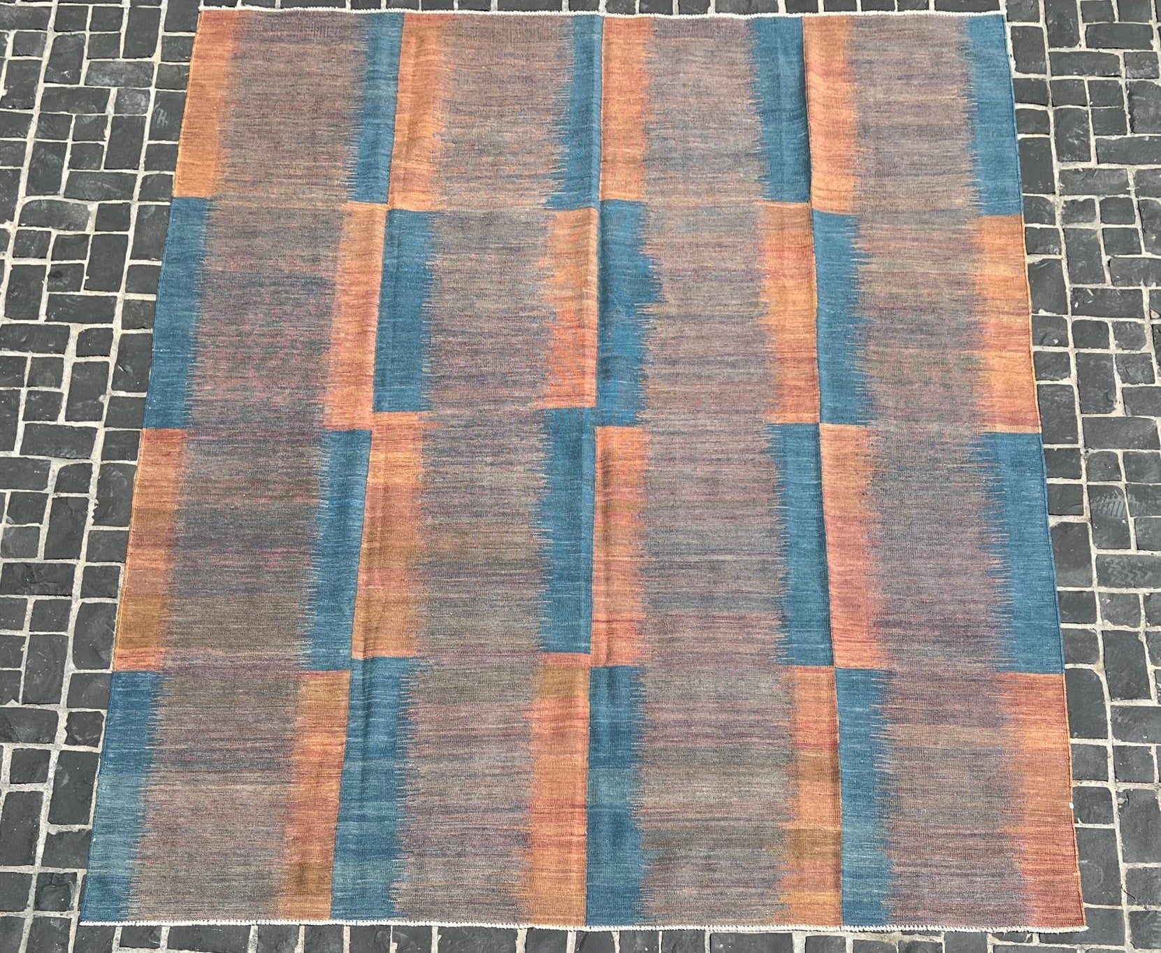 63409 Afgan Rug