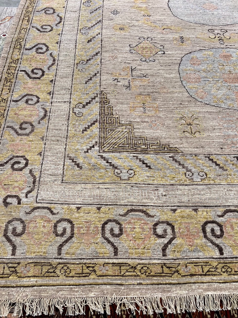 P099220 Vintage Khotan