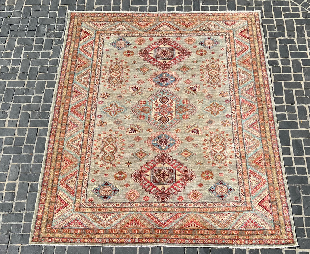 C25/101 Afgan Rug