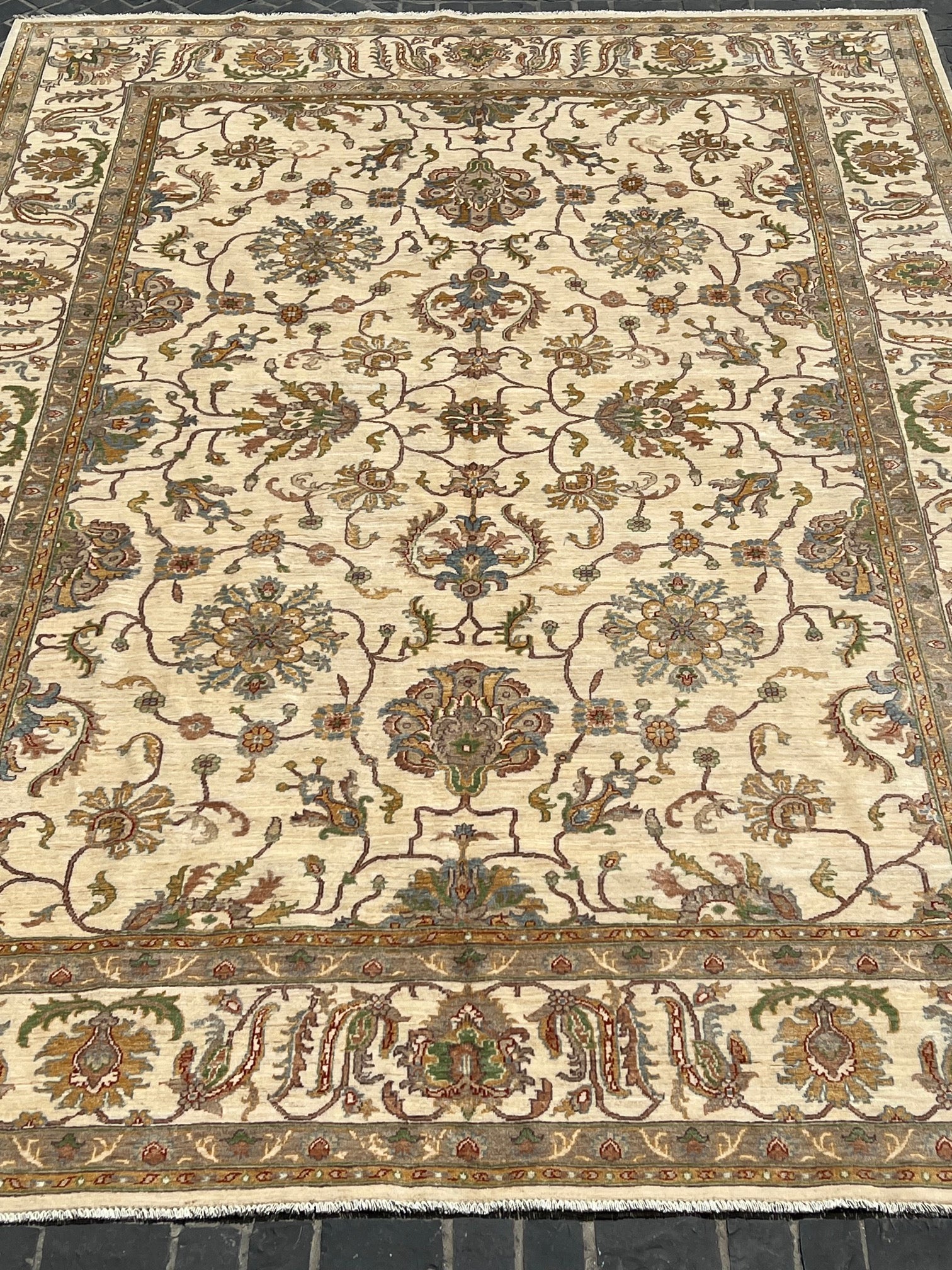 C12/30 Afgan Rug