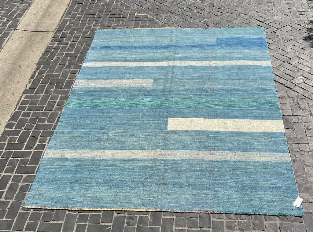 P182594 8'3"x11'5"