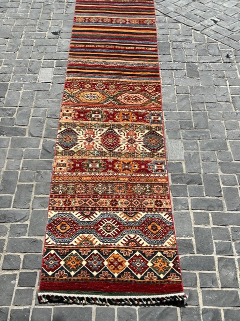 6280107 Afgan Runner