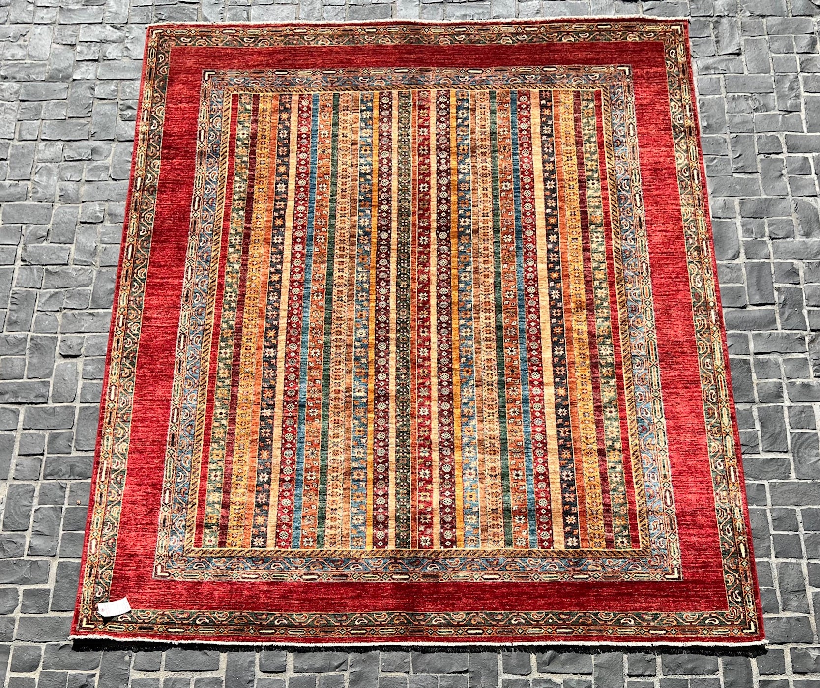 C23/125 Afgan Rug