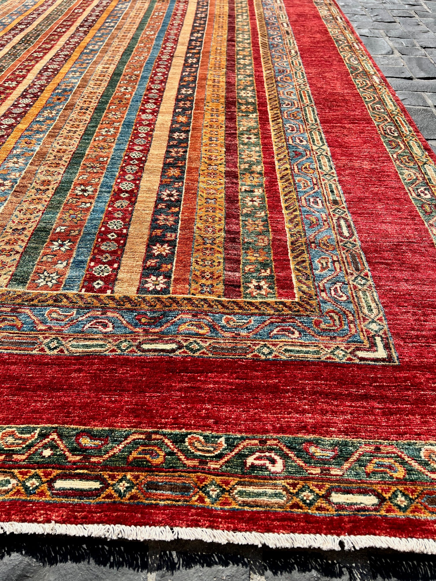 C23/125 Afgan Rug