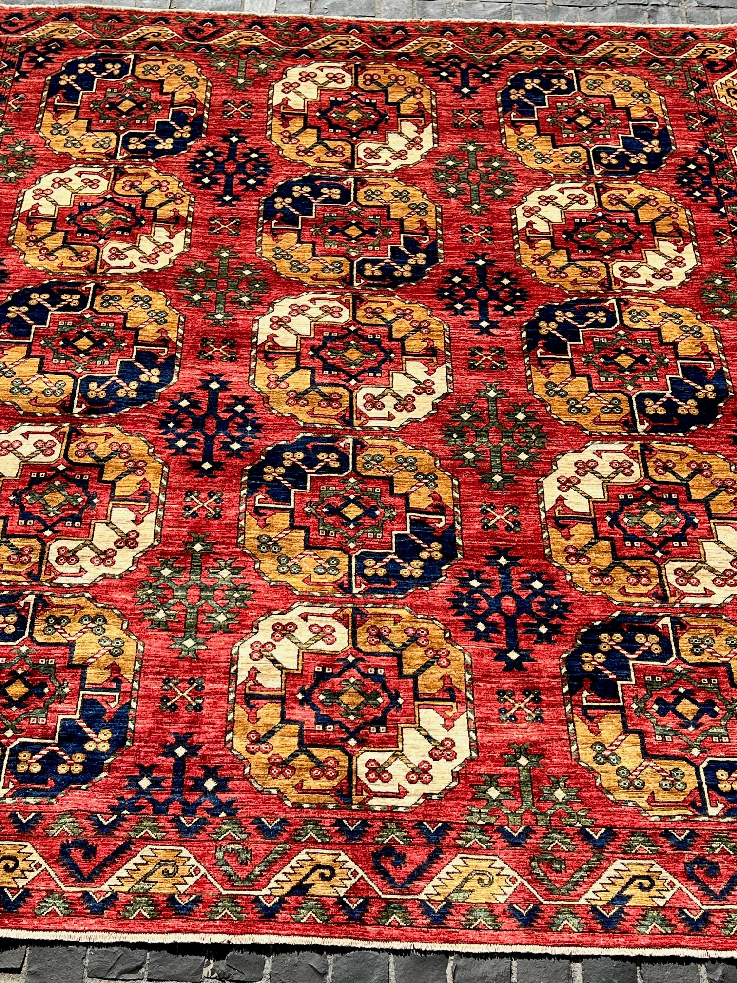 C72/256 Afgan Rug